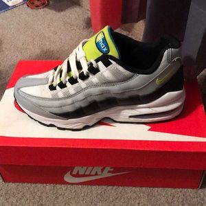 Airmax 95 Grade School
